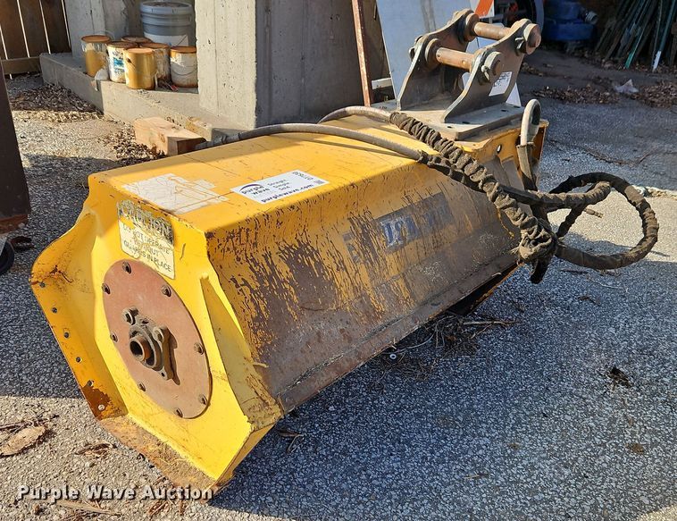 image for item DT7630 US Mower EX40 flail mower