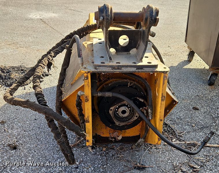 image for item DT7630 US Mower EX40 flail mower