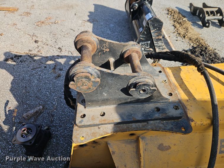 image for item DT7630 US Mower EX40 flail mower