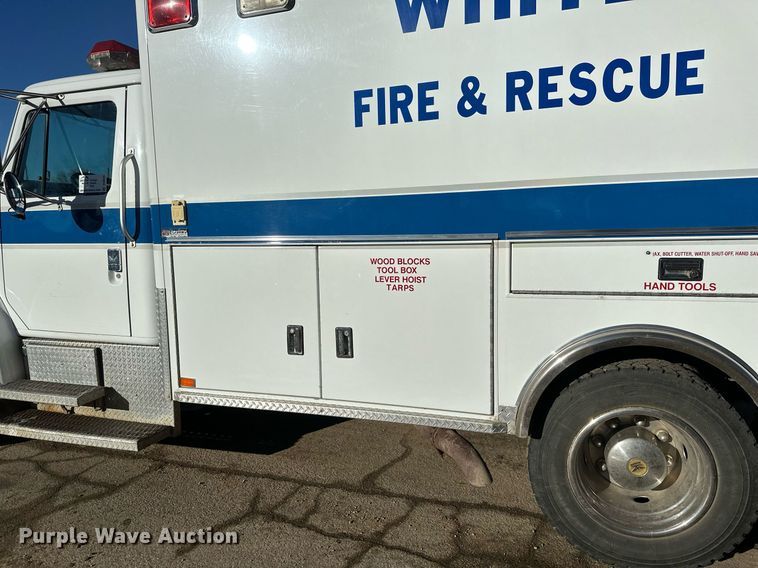 image for item DV0620 1997 International  4700LP rescue vehicle