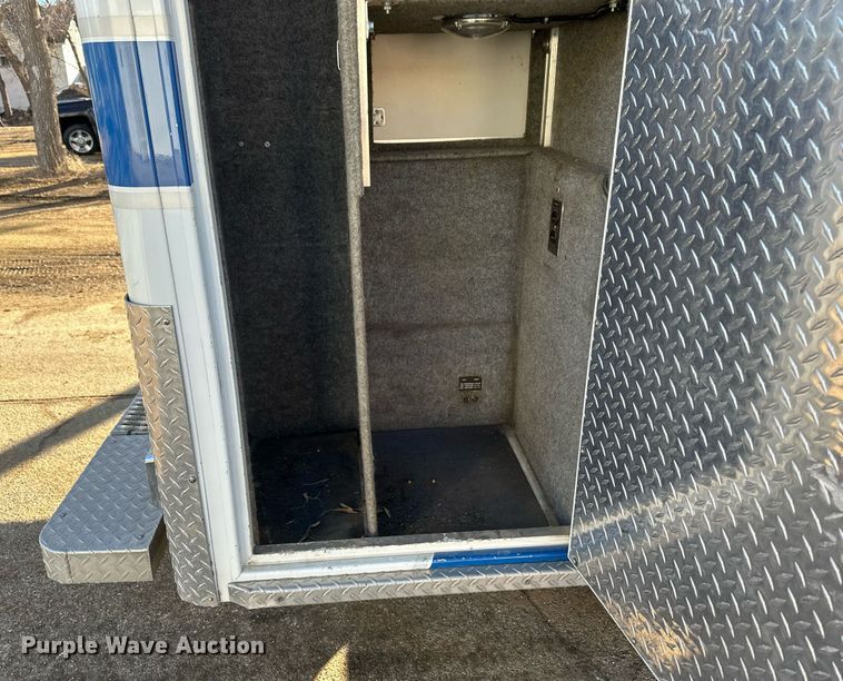 image for item DV0620 1997 International  4700LP rescue vehicle