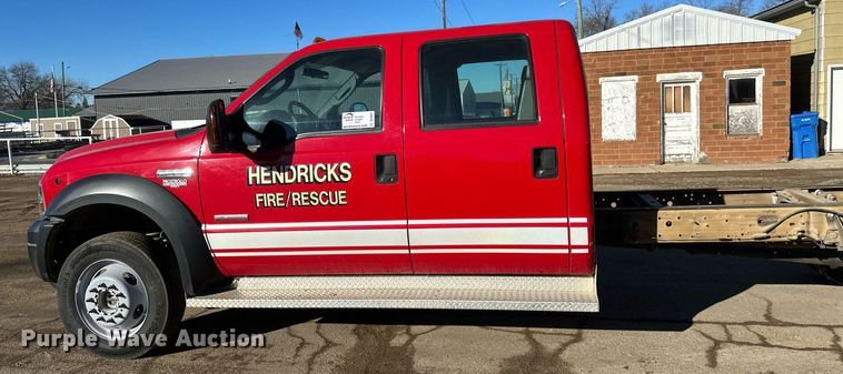 image for item DV0621 2007 Ford F550 Crew Cab truck cab and chassis