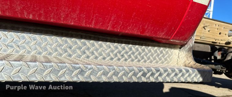 image for item DV0621 2007 Ford F550 Crew Cab truck cab and chassis