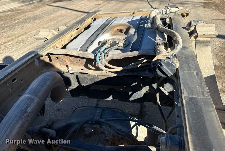 image for item DV0621 2007 Ford F550 Crew Cab truck cab and chassis