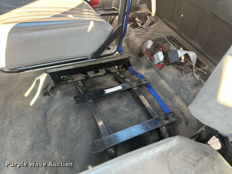 image for item DV0621 2007 Ford F550 Crew Cab truck cab and chassis