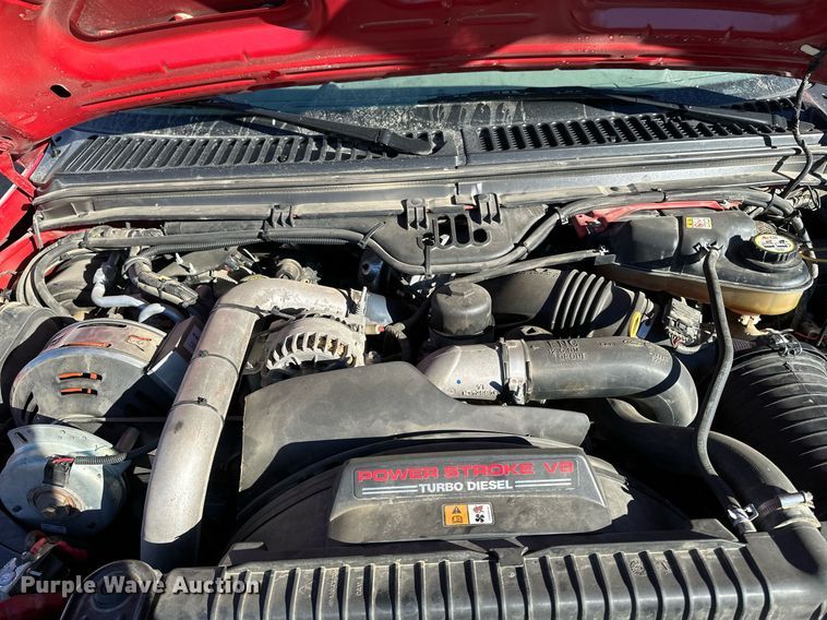 image for item DV0621 2007 Ford F550 Crew Cab truck cab and chassis