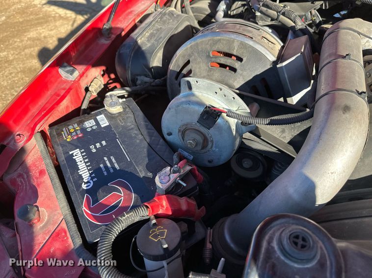 image for item DV0621 2007 Ford F550 Crew Cab truck cab and chassis