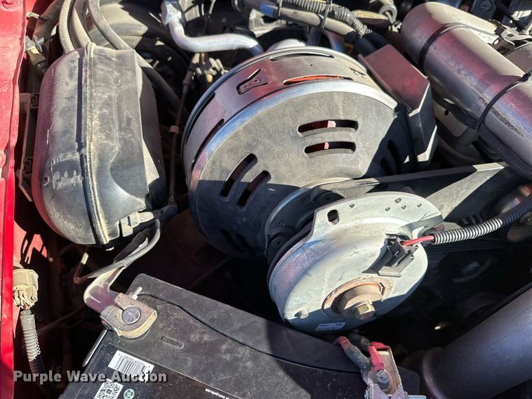 image for item DV0621 2007 Ford F550 Crew Cab truck cab and chassis