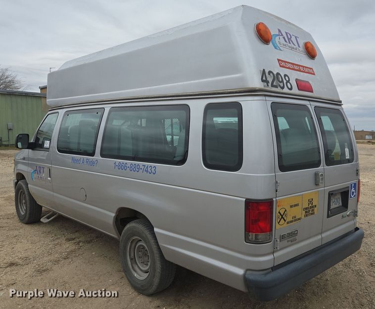 image for item DV1291 2014 Ford E350 Super Duty shuttle bus