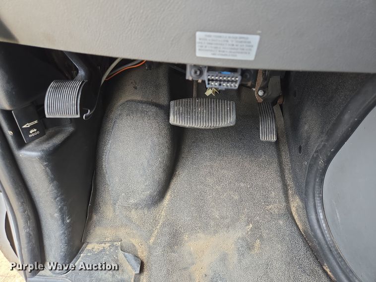 image for item DV1291 2014 Ford E350 Super Duty shuttle bus