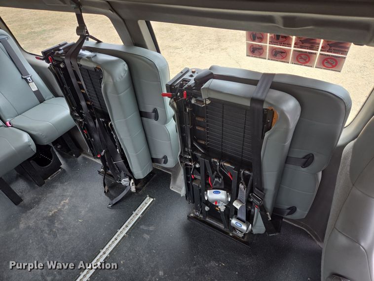 image for item DV1291 2014 Ford E350 Super Duty shuttle bus