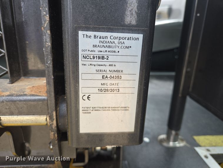 image for item DV1291 2014 Ford E350 Super Duty shuttle bus