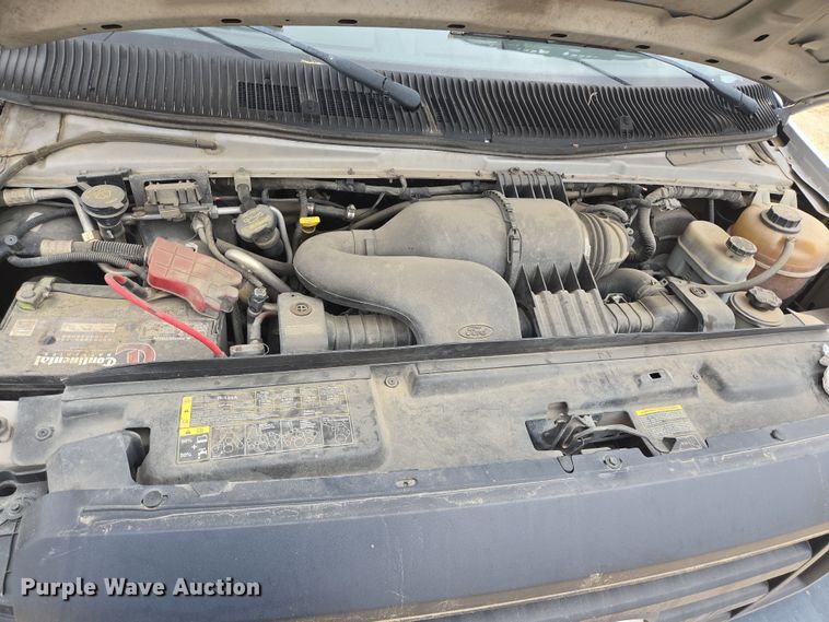 image for item DV1291 2014 Ford E350 Super Duty shuttle bus