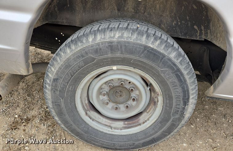 image for item DV1291 2014 Ford E350 Super Duty shuttle bus