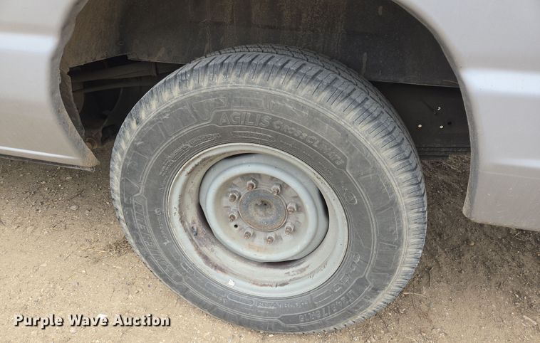 image for item DV1291 2014 Ford E350 Super Duty shuttle bus