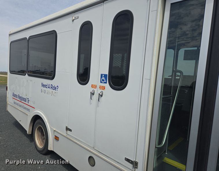 image for item DV1292 2018 Glaval Ford Transit 350 shuttle bus