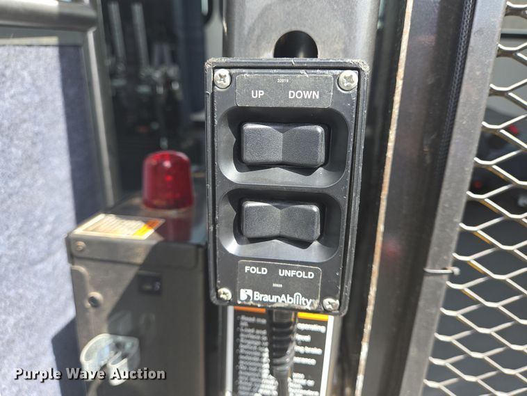 image for item DV1292 2018 Glaval Ford Transit 350 shuttle bus