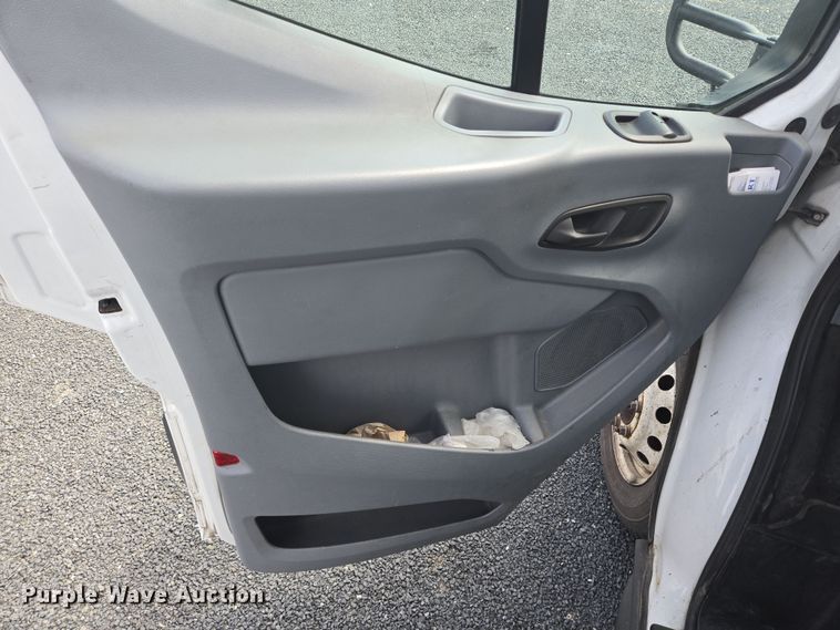 image for item DV1292 2018 Glaval Ford Transit 350 shuttle bus