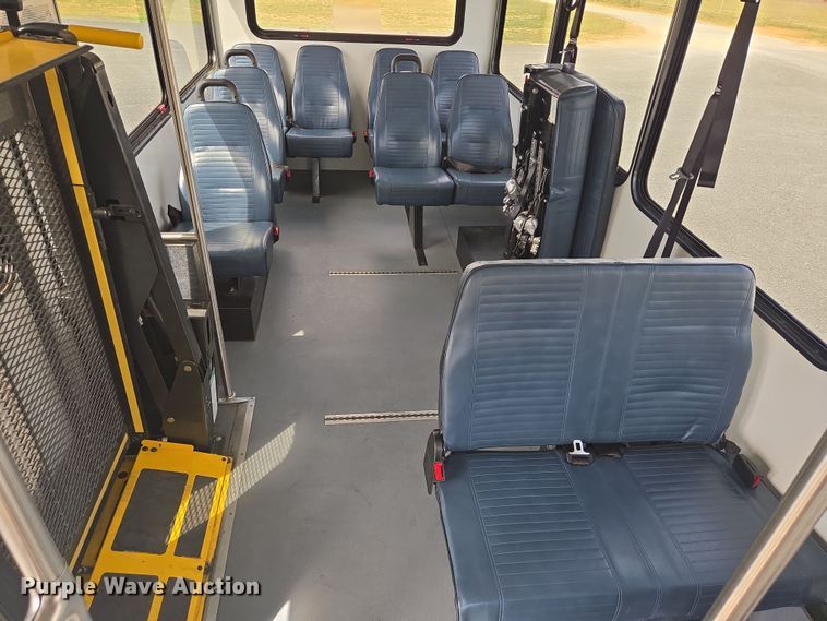 image for item DV1292 2018 Glaval Ford Transit 350 shuttle bus