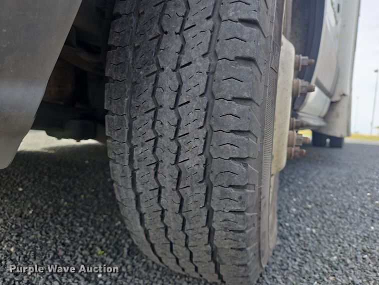 image for item DV1292 2018 Glaval Ford Transit 350 shuttle bus