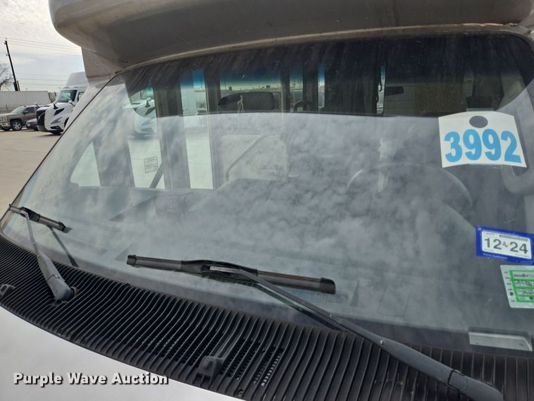 image for item DV1293 2014 Eldorado Ford E350 shuttle bus