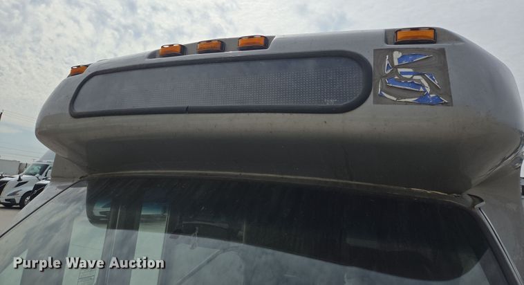 image for item DV1293 2014 Eldorado Ford E350 shuttle bus