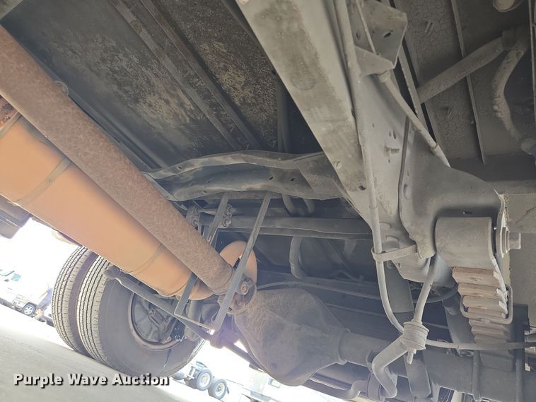 image for item DV1293 2014 Eldorado Ford E350 shuttle bus