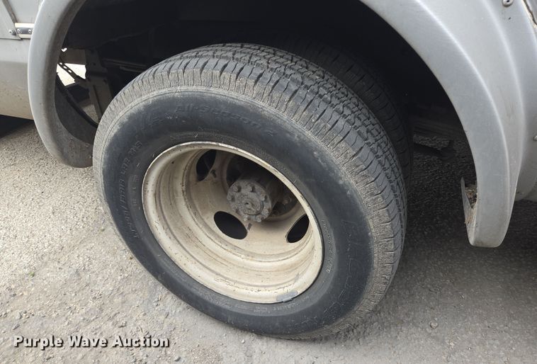 image for item DV1293 2014 Eldorado Ford E350 shuttle bus