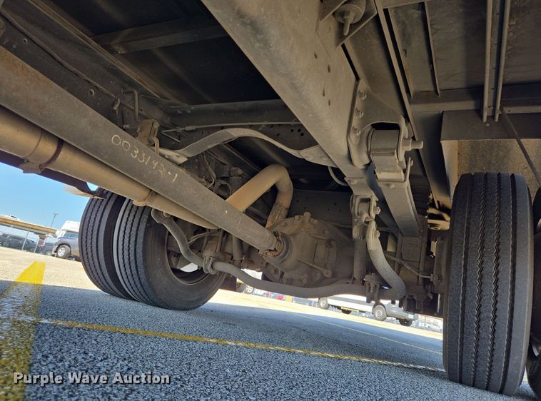 image for item DV1294 2009 Eldorado Chevrolet C5500 shuttle bus