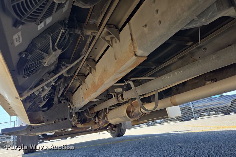 image for item DV1294 2009 Eldorado Chevrolet C5500 shuttle bus