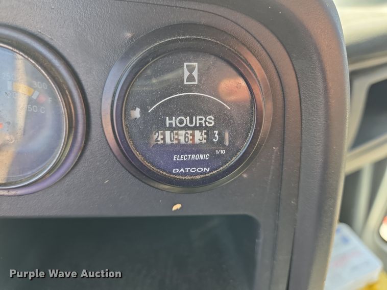 image for item DV1294 2009 Eldorado Chevrolet C5500 shuttle bus