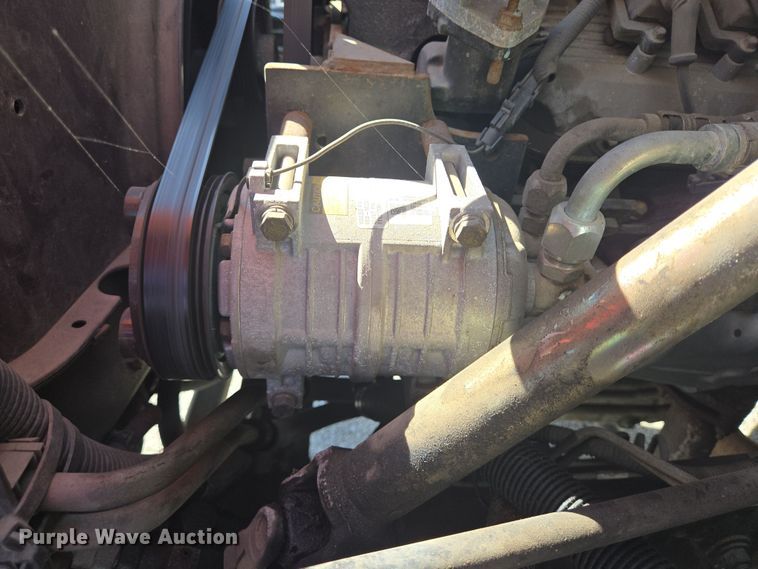 image for item DV1294 2009 Eldorado Chevrolet C5500 shuttle bus