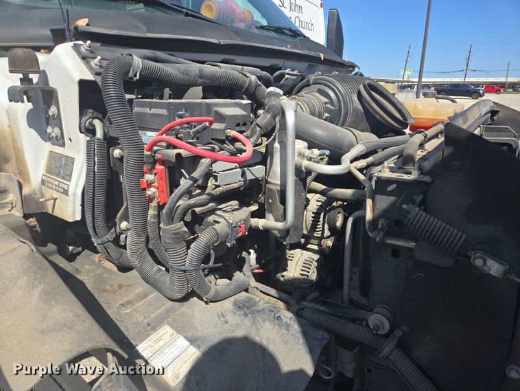 image for item DV1294 2009 Eldorado Chevrolet C5500 shuttle bus