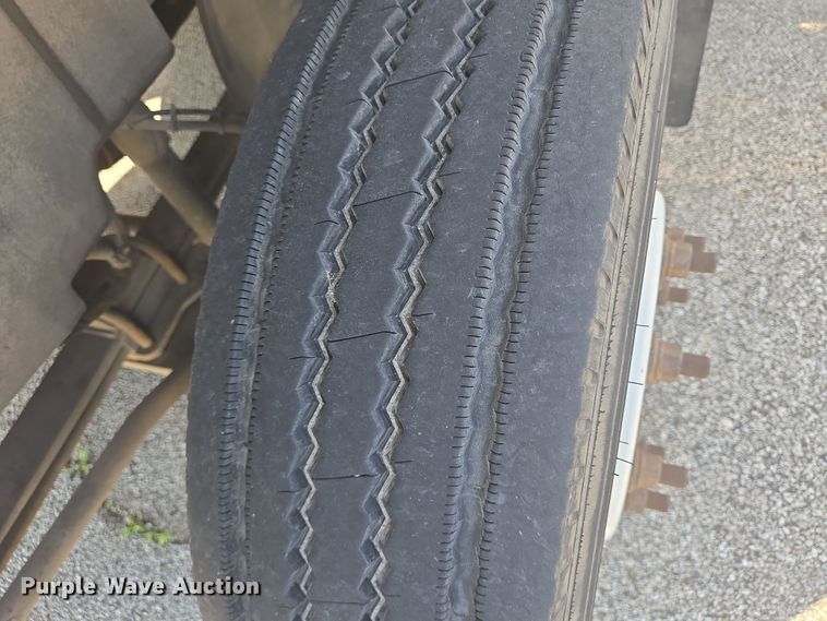 image for item DV1294 2009 Eldorado Chevrolet C5500 shuttle bus