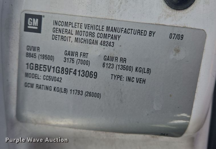 image for item DV1294 2009 Eldorado Chevrolet C5500 shuttle bus