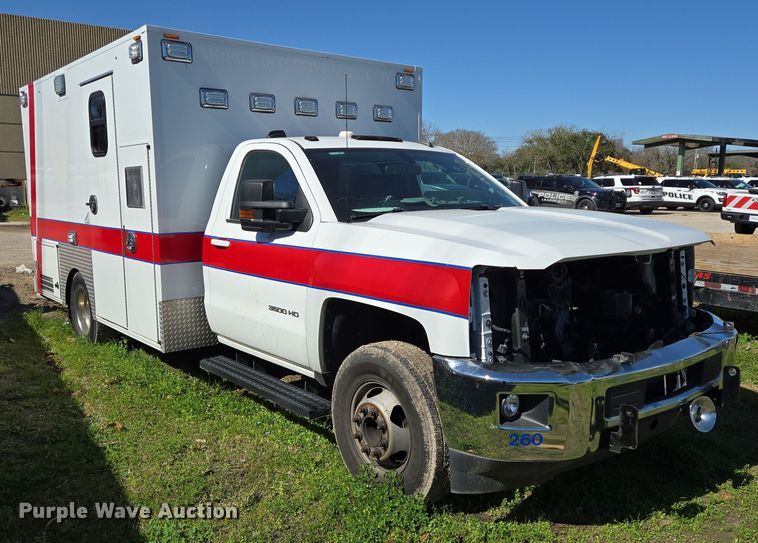 image for item DV1303 2017 Chevrolet Silverado 3500HD ambulance