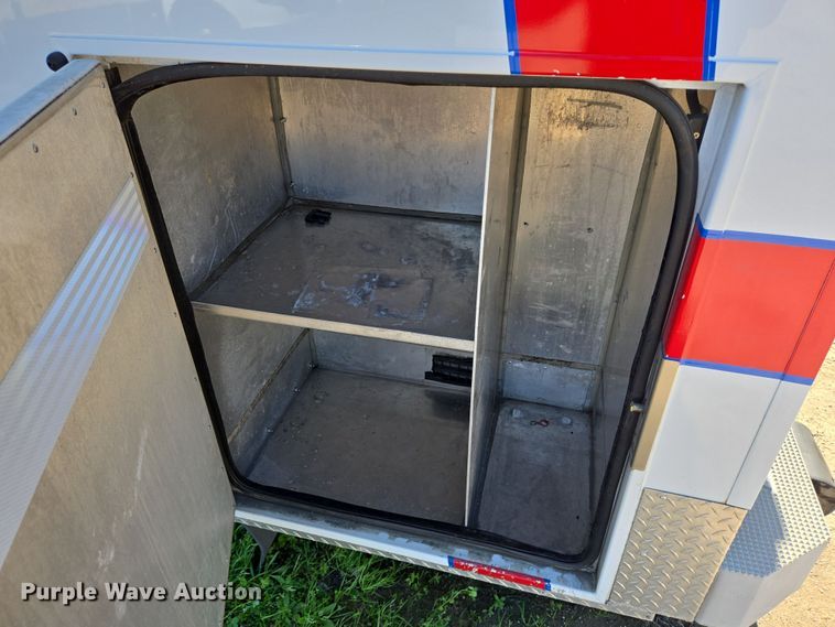 image for item DV1303 2017 Chevrolet Silverado 3500HD ambulance