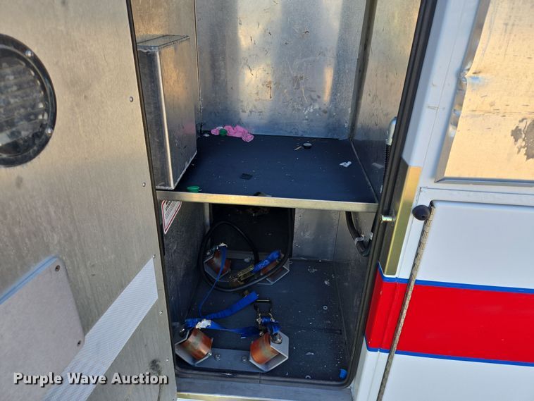 image for item DV1303 2017 Chevrolet Silverado 3500HD ambulance