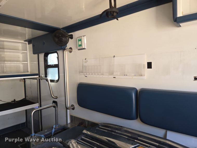 image for item DV1303 2017 Chevrolet Silverado 3500HD ambulance