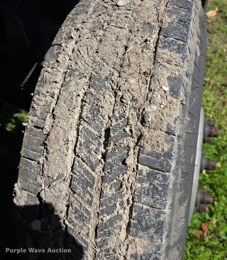 image for item DV1303 2017 Chevrolet Silverado 3500HD ambulance