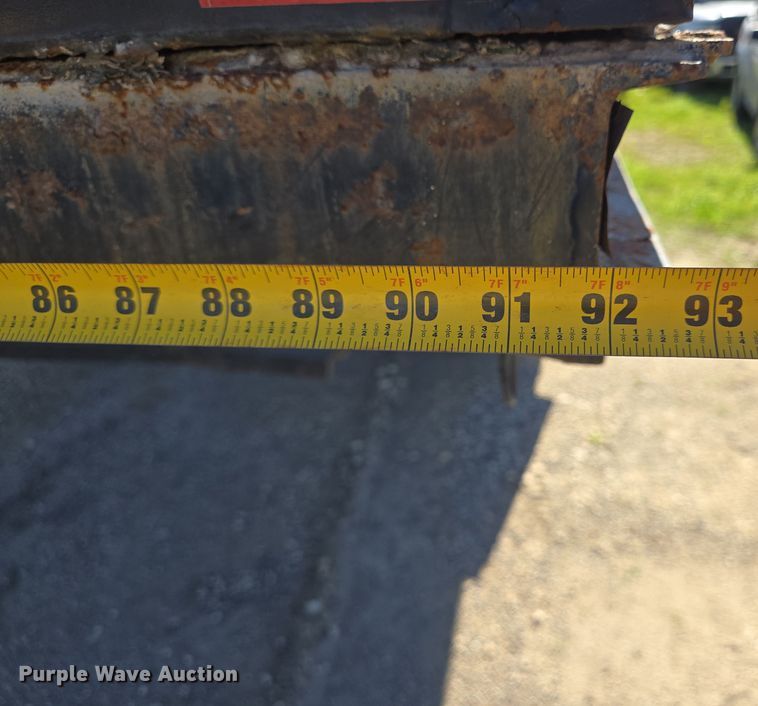 image for item DV1304 2011 International WorkStar 7300 grapple truck