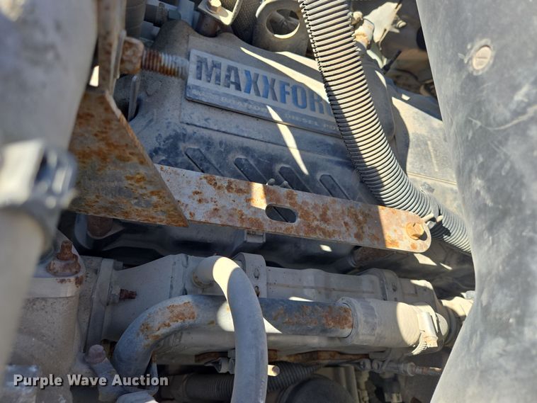 image for item DV1304 2011 International WorkStar 7300 grapple truck