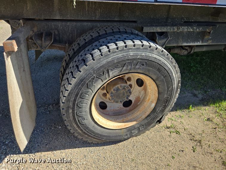 image for item DV1304 2011 International WorkStar 7300 grapple truck