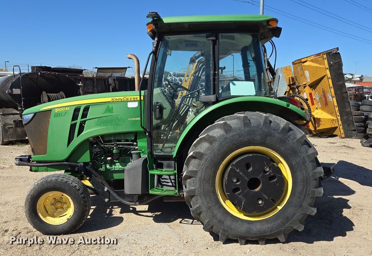 image for item DV1306 John Deere 5100M tractor