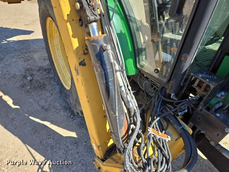 image for item DV1306 John Deere 5100M tractor