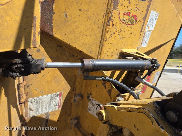 image for item DV1306 John Deere 5100M tractor