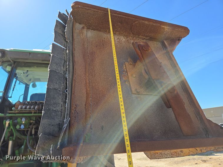 image for item DV1306 John Deere 5100M tractor