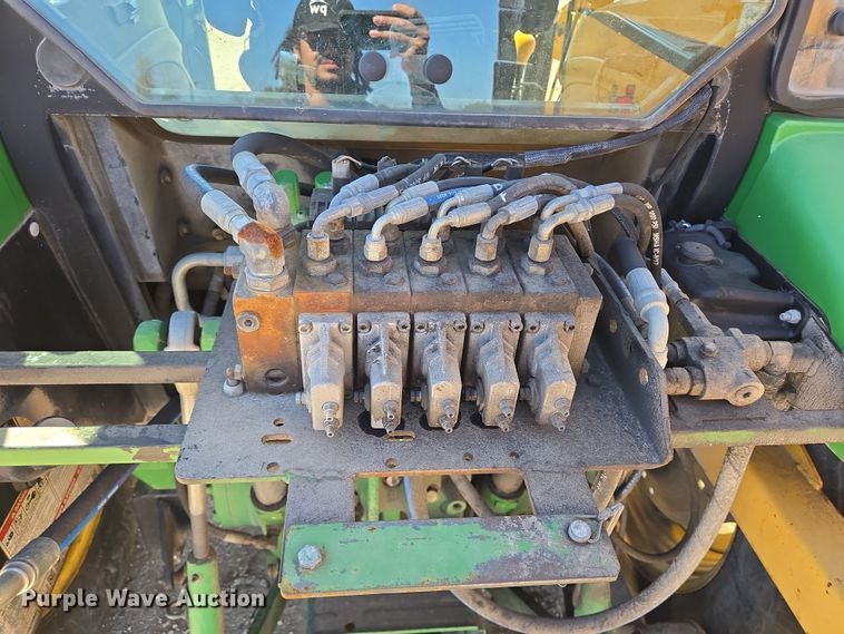 image for item DV1306 John Deere 5100M tractor