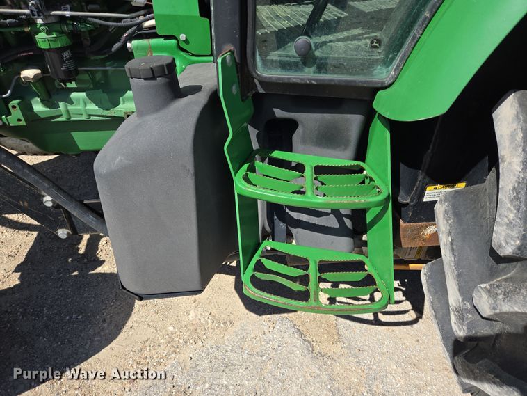 image for item DV1306 John Deere 5100M tractor