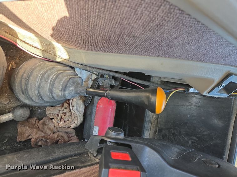 image for item DV1306 John Deere 5100M tractor